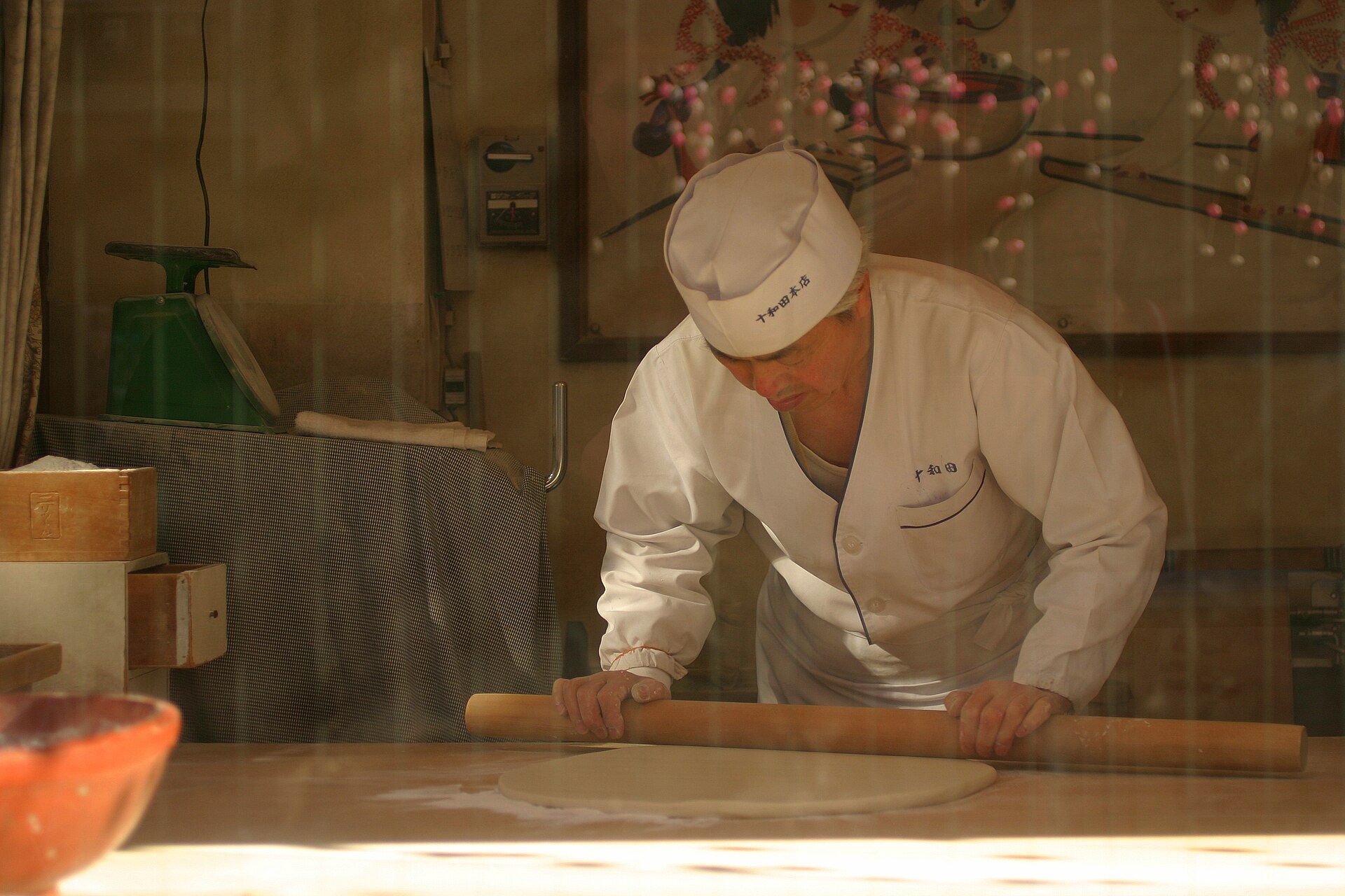 What “Kodawari” on a Tokyo Restaurant Sign Actually Promises