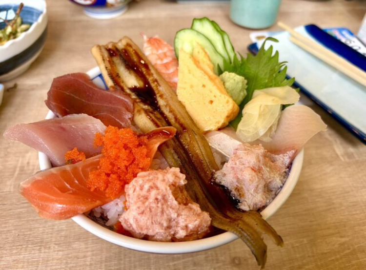 Isomaru Suisan — Izakaya & Bars in Shinjuku, Tokyo